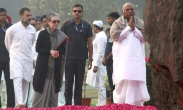 Rahul Gandhi, Sonia Gandhi and Mallikarjun Kharge at Shakti Sthal