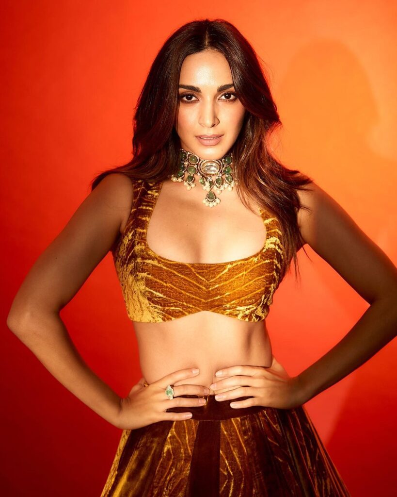 From classic to contemporary, Kiara Advani effortlessly transitions through styles, making this photoshoot a visual delight