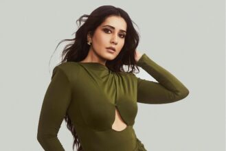 Gorgeous Raashii Khanna dons green outfit