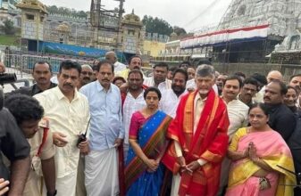 CBN With Wife Bhuvaneshwari in Tirumala Venkateswara Temple.