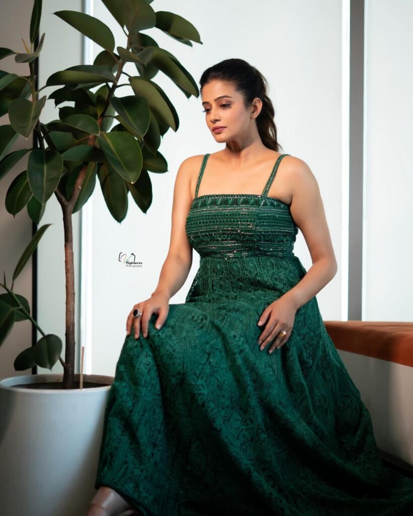 Priyamani Photos: Latest HD Images, Pictures, Stills & Pics - Filmibeat