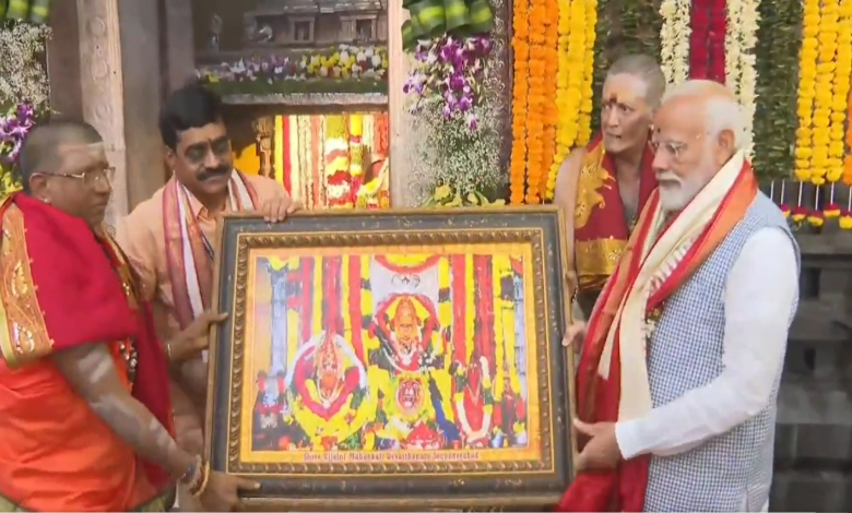Modi Offers Special Prayers at Secunderabad Ujjaini Mahankali Temple