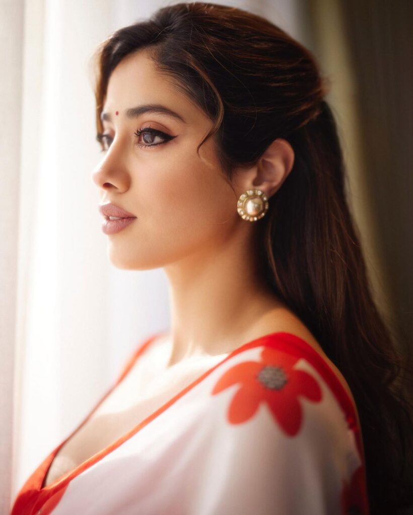 Janhvi Kapoor shines in a stylish white and red saree ensemble