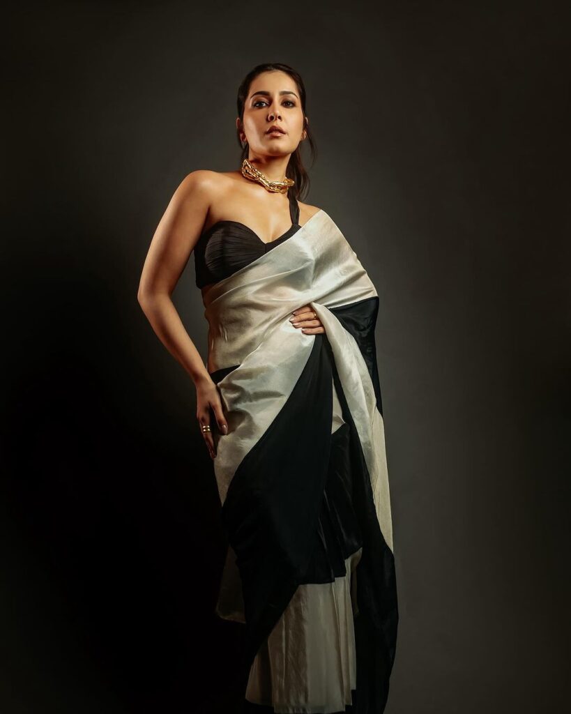 Raashi Khanna in black & white saree, golden necklace