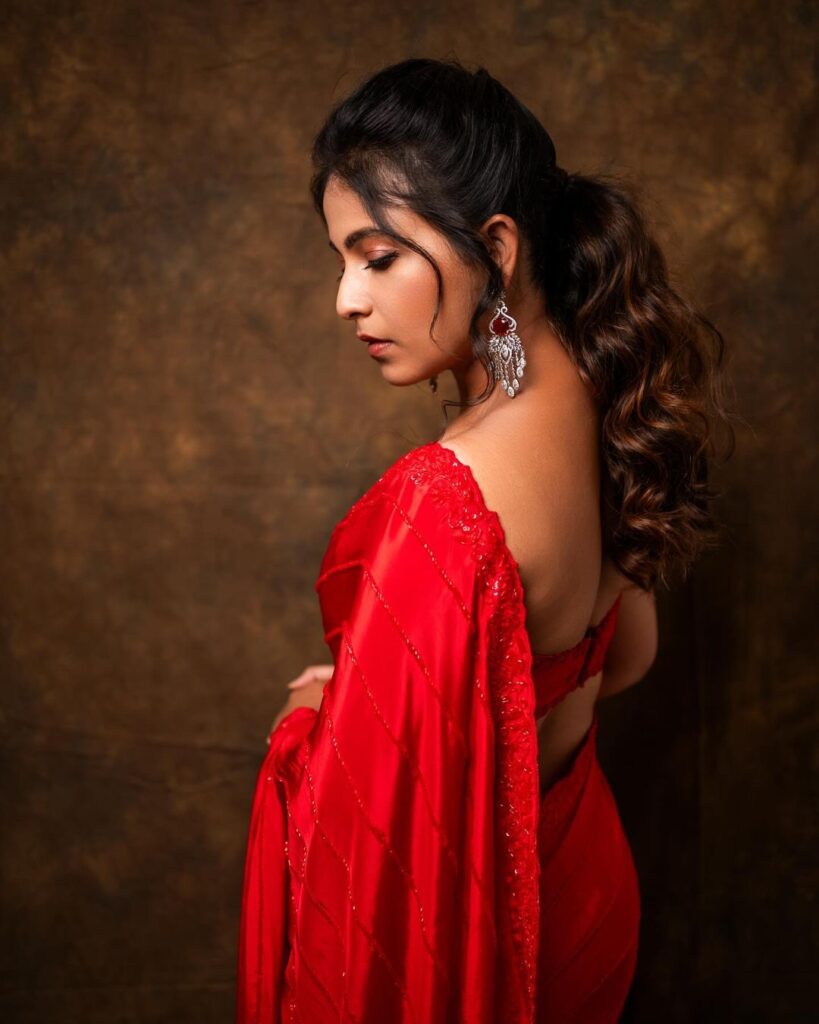 Anjali's captivating red saree ensemble turns heads effortlessly